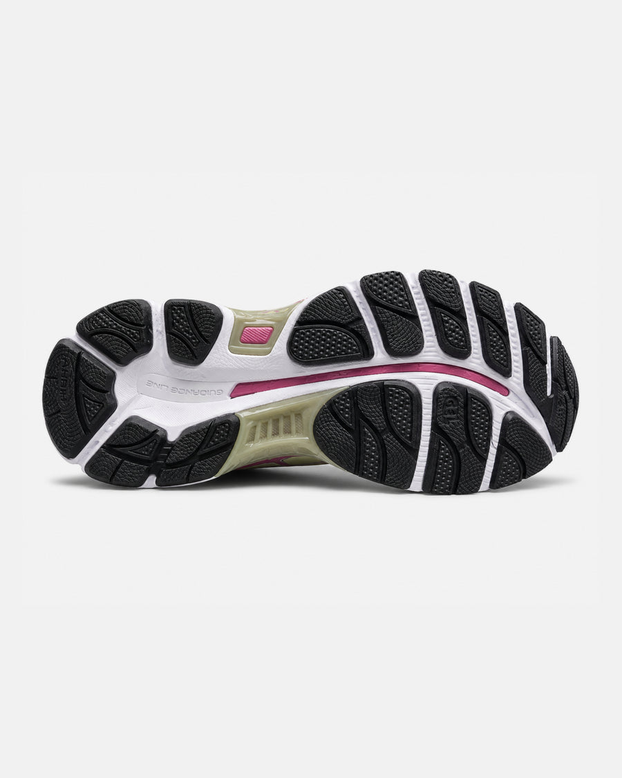 Asics GEL-Nimbus 16 Yellow Pink