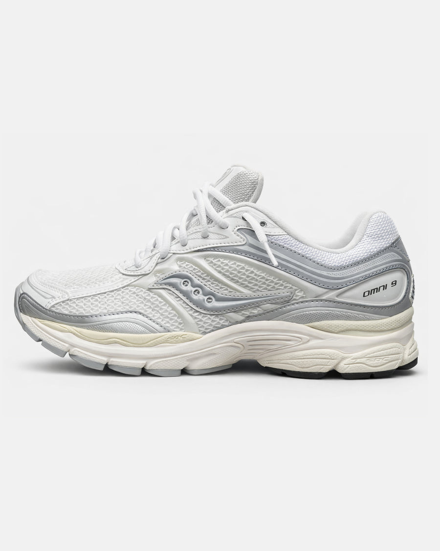 Saucony OMNI 9 – Cream