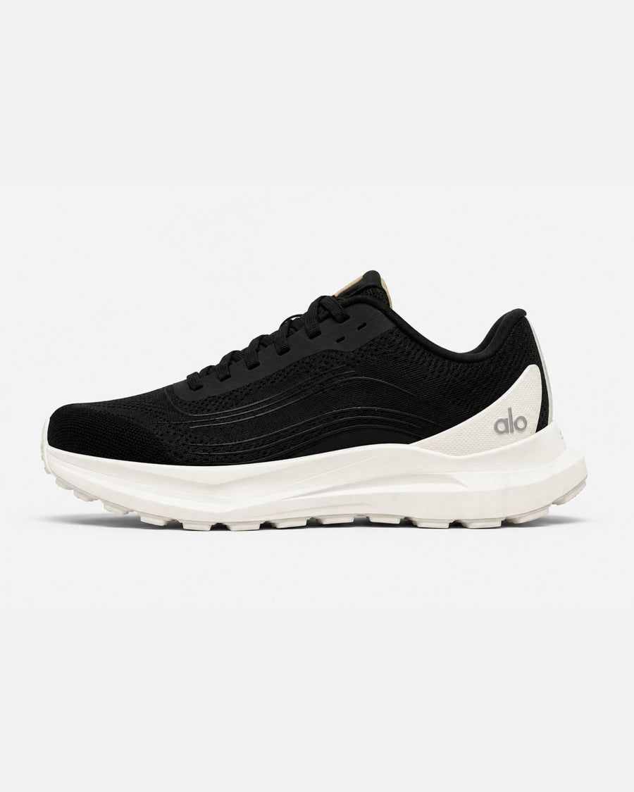 ALO Runner Black and White